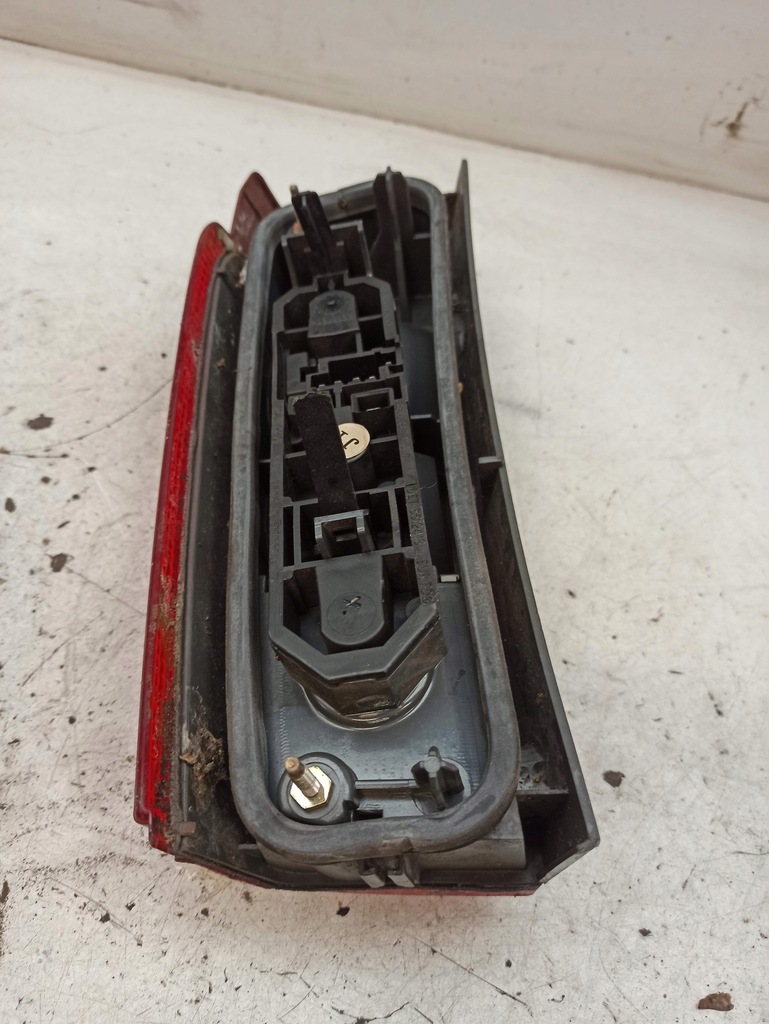 фото №11, Volvo xc70 1 i 98r лампа левая задняя задняя нижняя 3512318