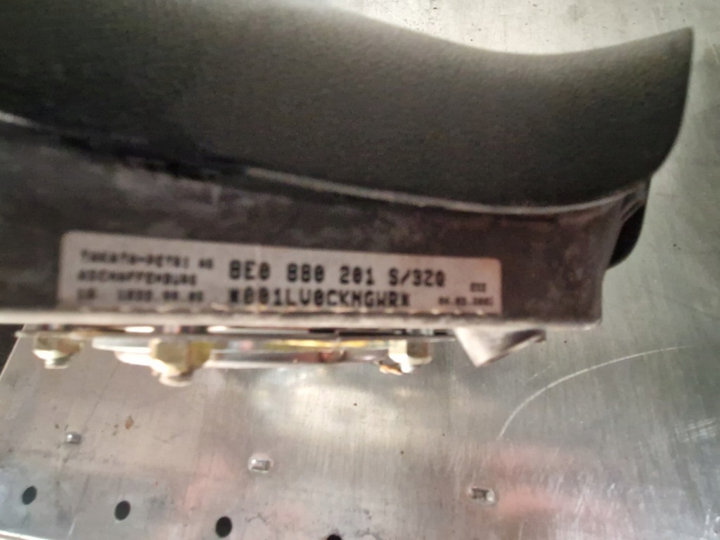 фото №6, Audi a4 b6 подушка керма подушка безпеки 8e0880201s