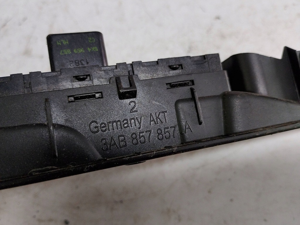 фото №6, Volkswagen панель управление окон 3ab857857a europa