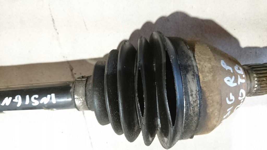 Приводной вал правый  перед передняя правая insignia a 1 1.6 tb 13265648 13250881 Недорого