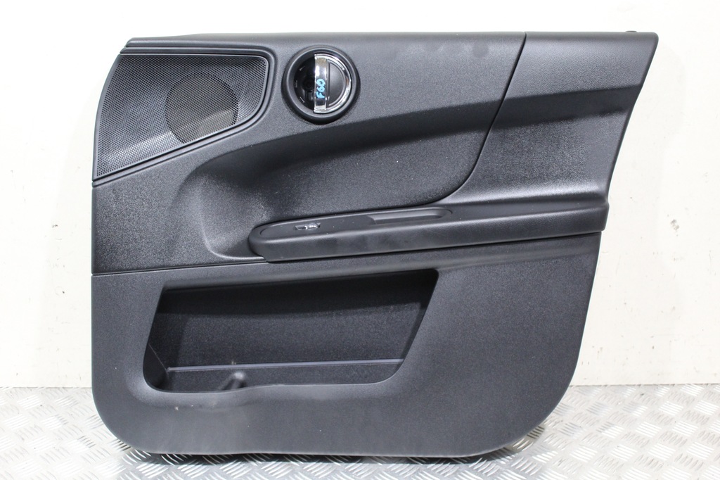 фото №1, Обшивка двері правий перед mini countryman f60