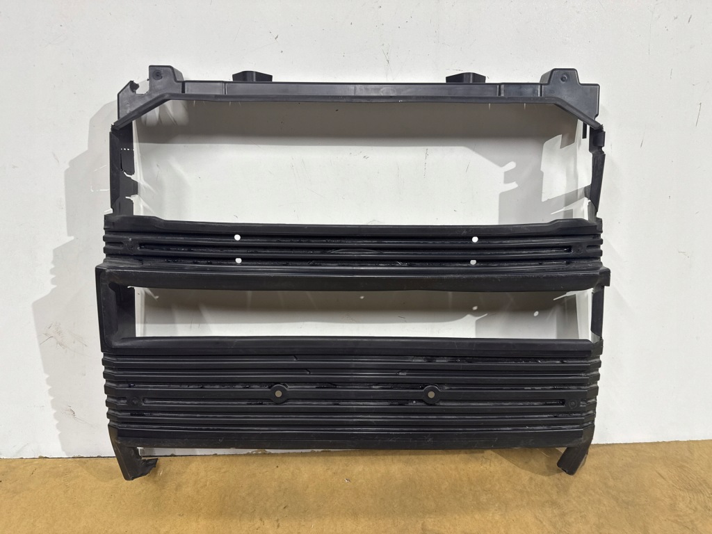 фото №1, Land rover defender l663 корпус радіатора l8b2-8c464