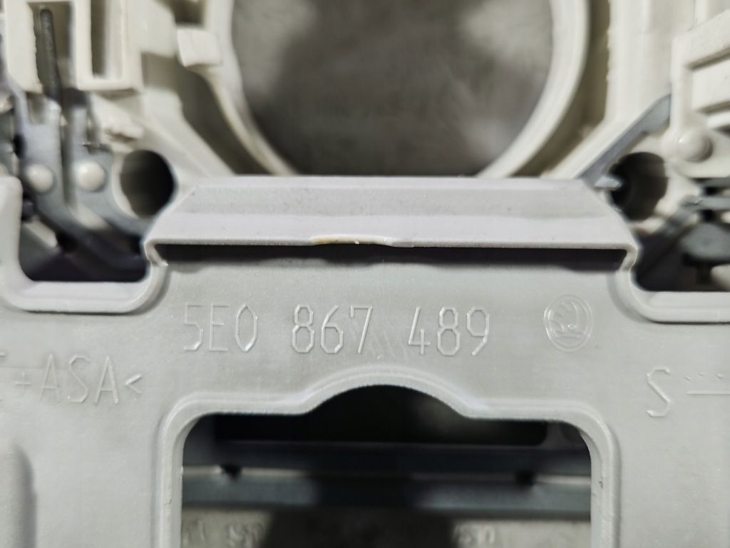 фото №10, Лампа кабіни лампа skoda octavia iii 1k0947105n