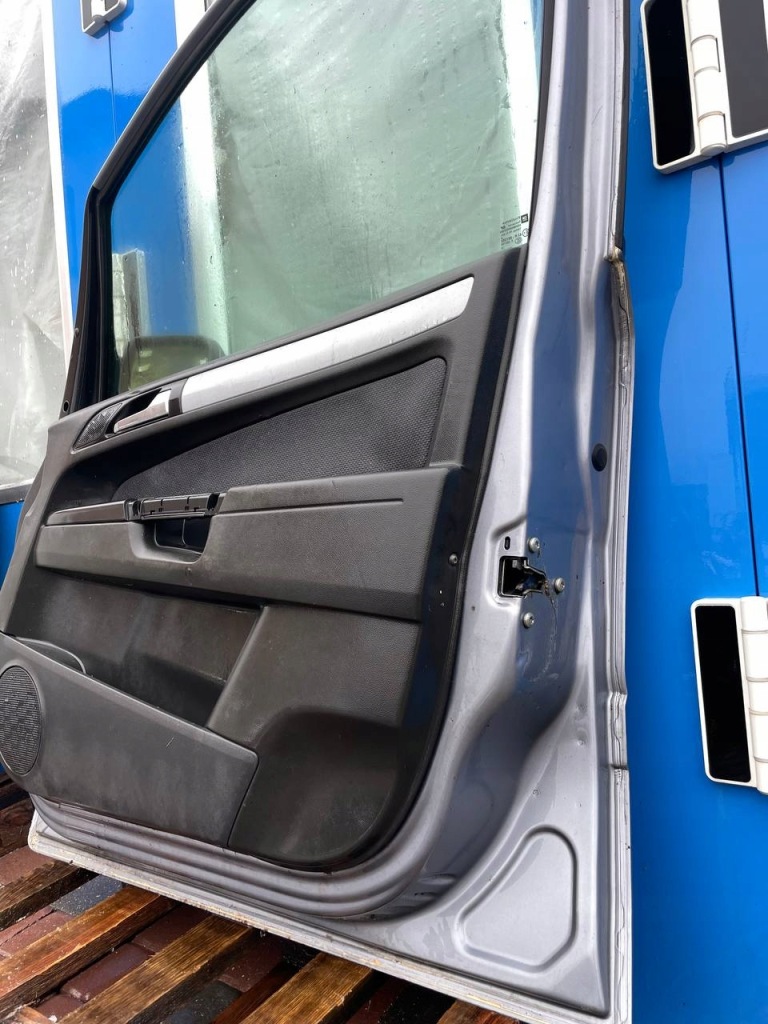 фото №12, Двері правий праве перед передні opel zafira b повний