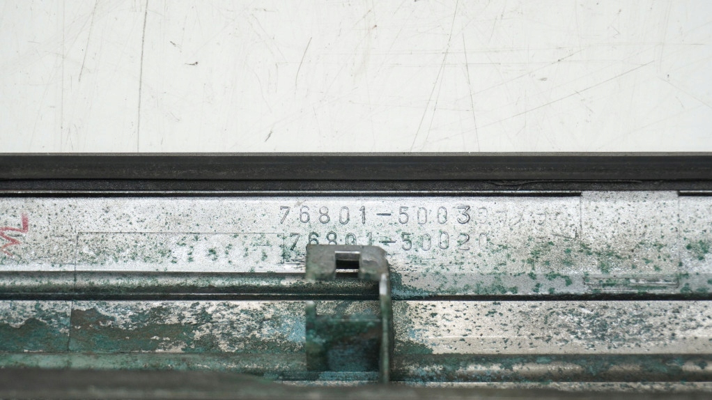 фото №11, Молдинг накладка крышки багажника lexus ls430 ls 430