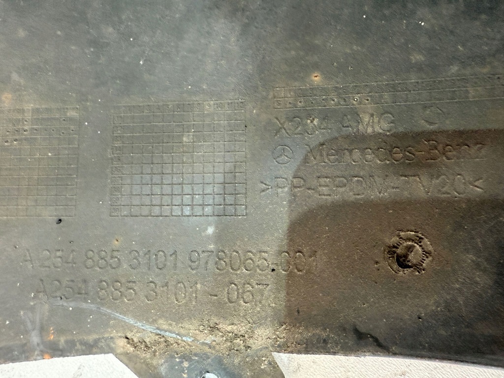 фото №15, Mercedes glc x254 a254 254 amg бампер перед передний решётки хром хороший