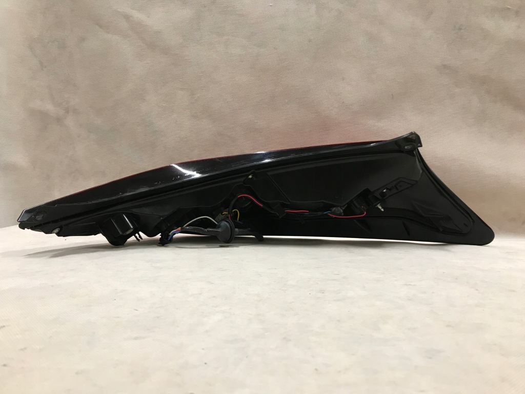 фото №3, Toyota aygo ii lift 18-22 лампа задня ліва led eu