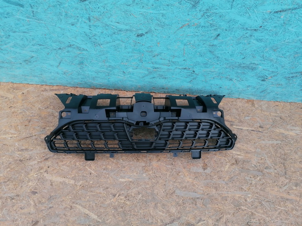 фото №1, Решётка радиатора решётка радиатора toyota yaris cross