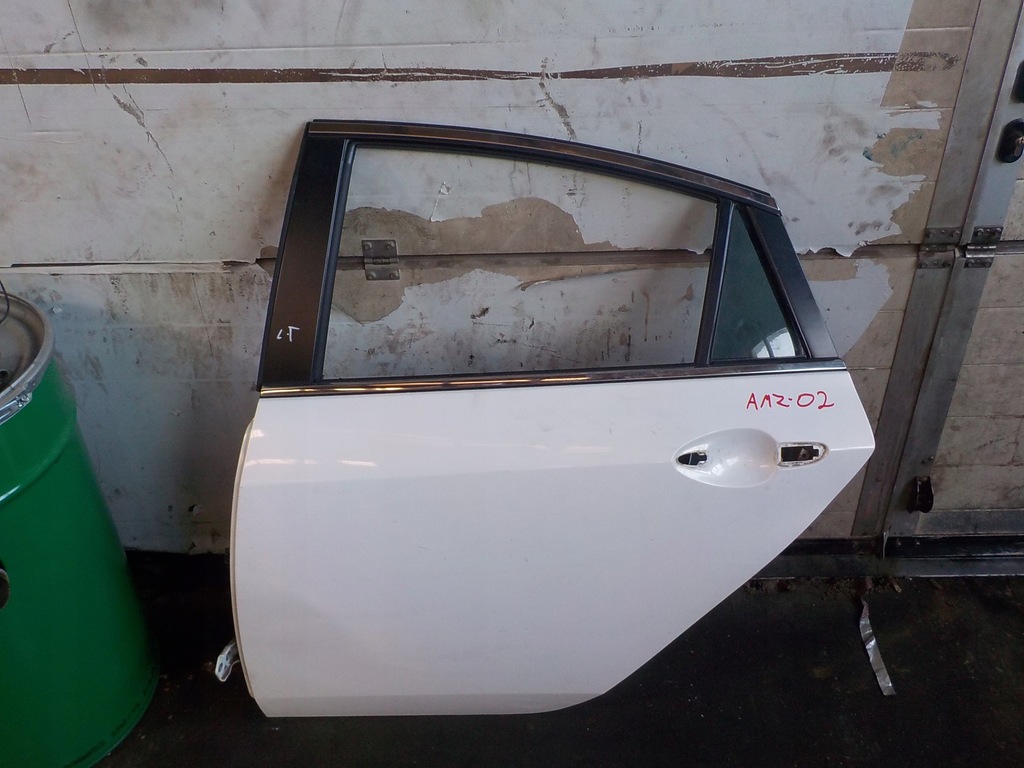 фото №4, Mazda 6 двері правий задня