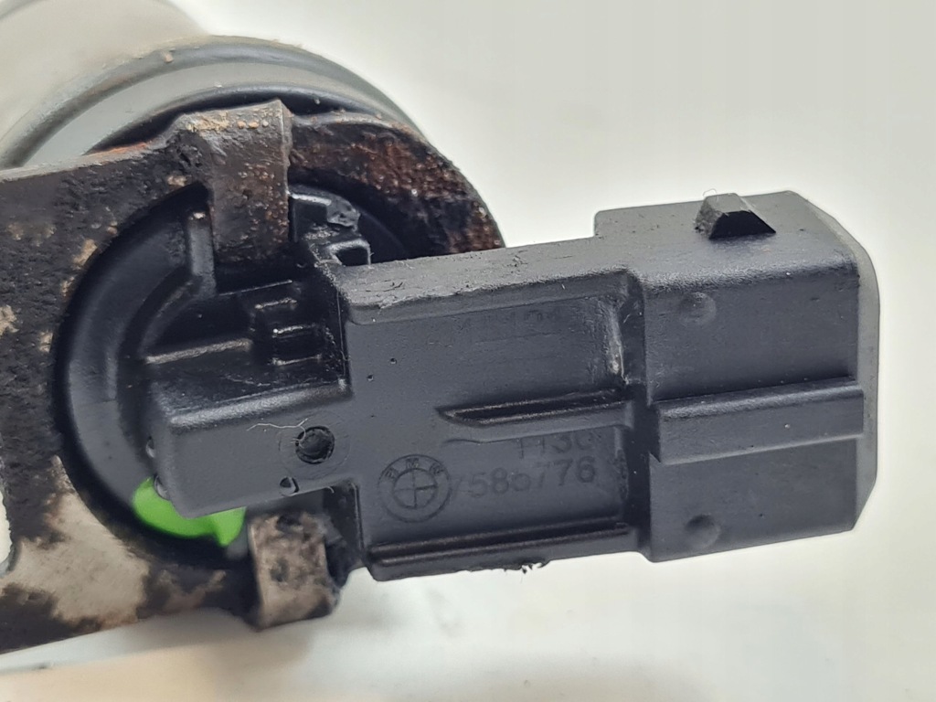 фото №6, 2011 bmw 5 gt f07 клапан змінних faz розподільного валу 13151514