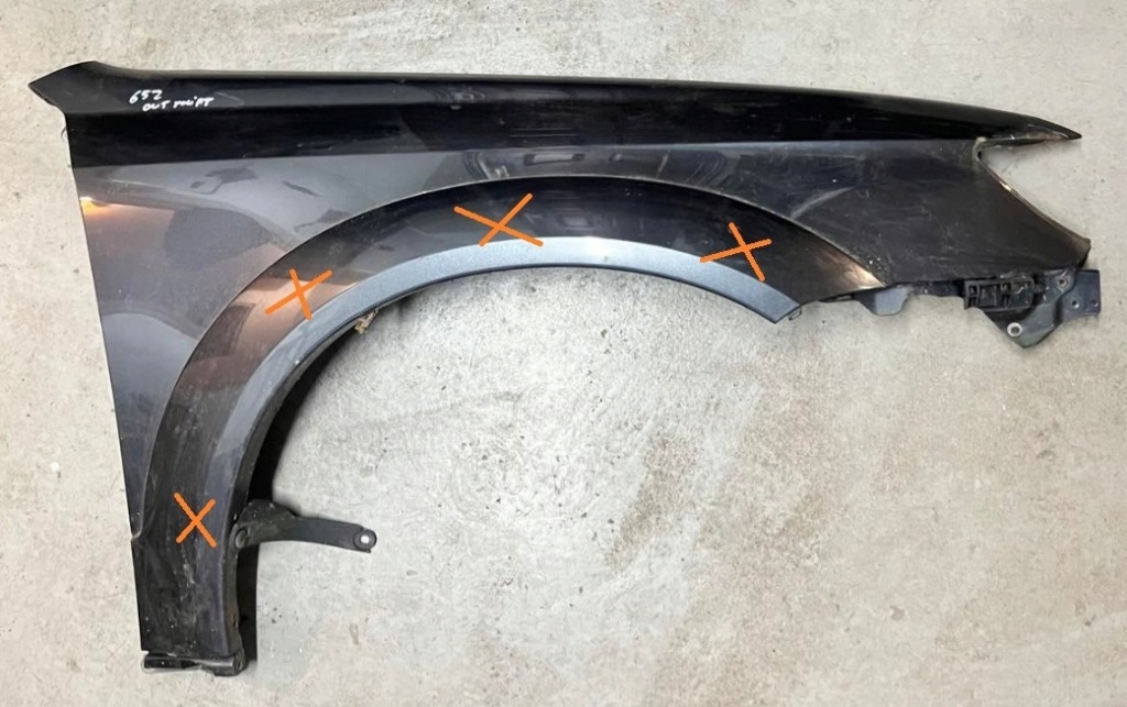 Купити Крила правий передній 65z subaru outback 04 06