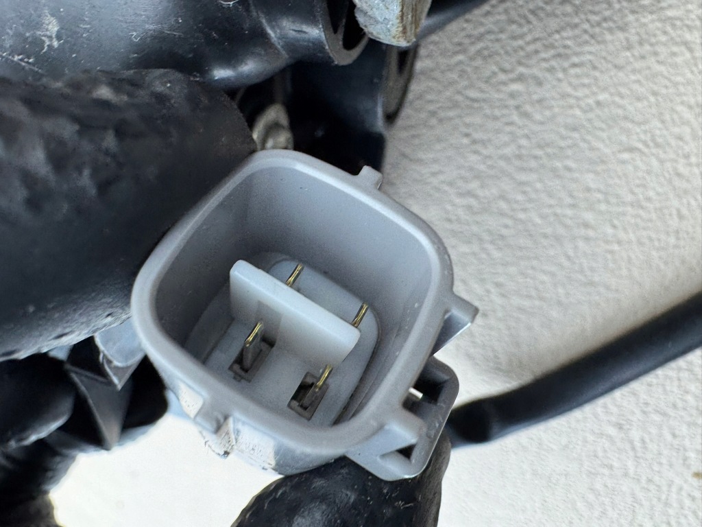 Lexus rx 4 iv lift 19r- противотуманная фара лампа правый перед mde1335444r Оригинал