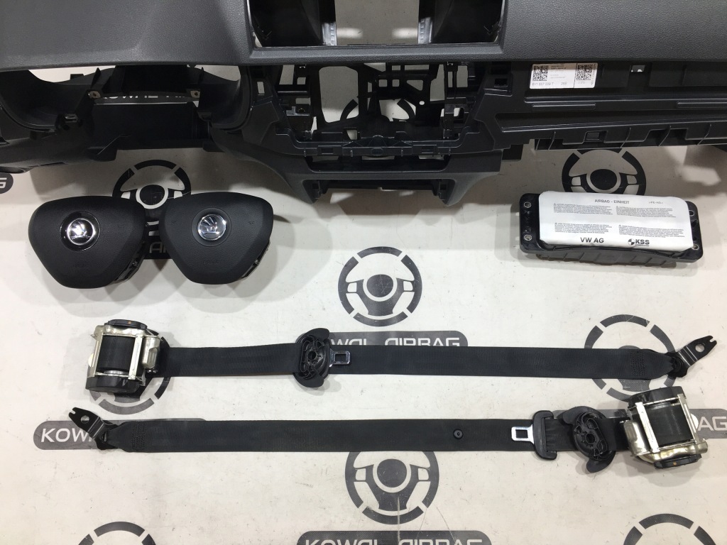 фото №8, Skoda fabia 3 iii приборная панель консоль подушка безопасности подушки безопасности ремни оригинал демонтаж