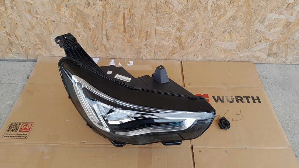 фото №2, Opel grandland права лампа full led ładna