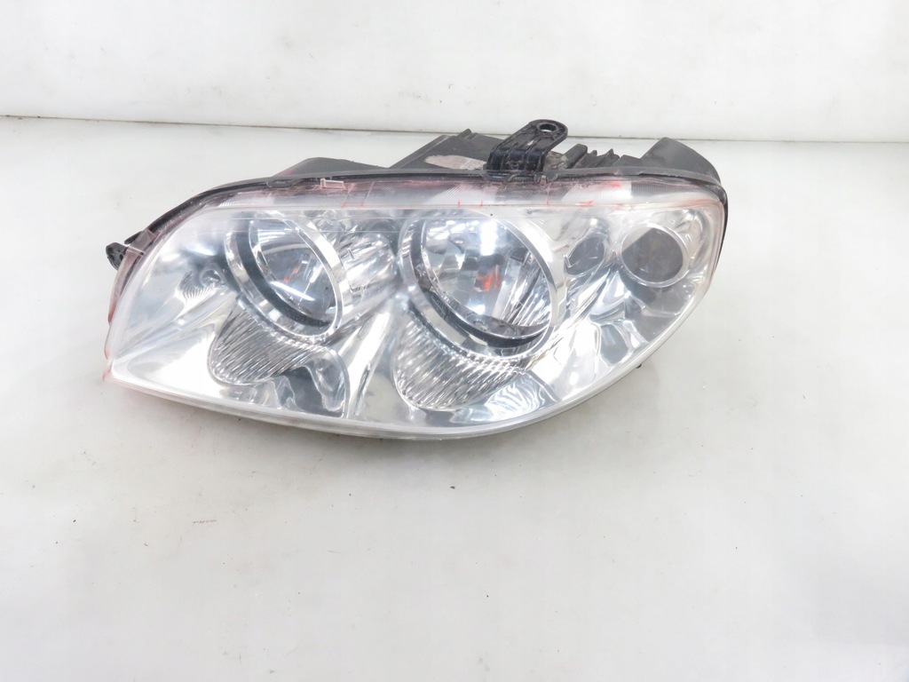 фото №1, Лампа левая передняя fiat punto ii