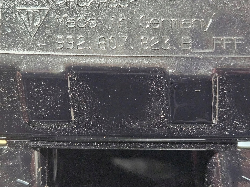 фото №7, Porsche 992 2023 эмблема / значок задний / буквы modelu