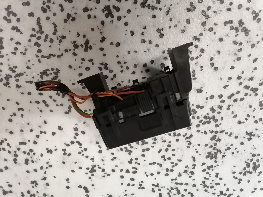 фото №1, Коробка предохранителей opel meriva b