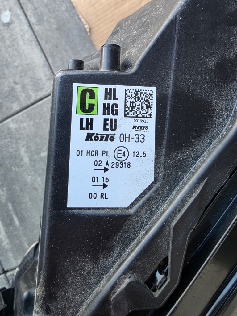 фото №5, Toyota aygo x 21- лампа перед передняя левая 0h-33