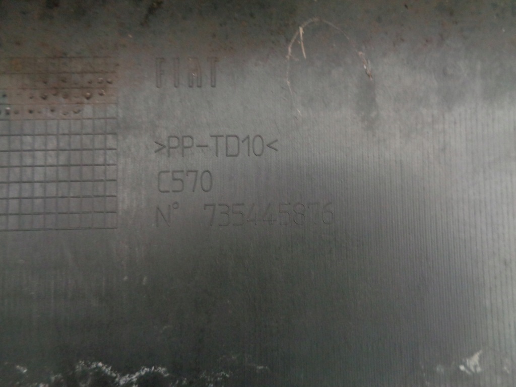 Fiat croma fl рестайлинг  2007- бампер передний комплектный  омыватель чёрный 891 в Украине