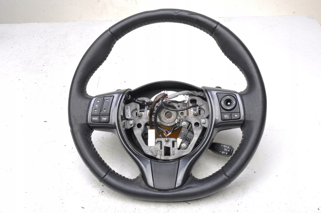 фото №1, Toyota yaris iii повітропровід шкіряний