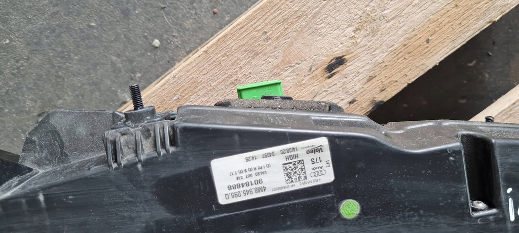 фото №9, Sq8 4m rsq8 q8 лампа накладка кришки багажника задня high usa 4m8945095q