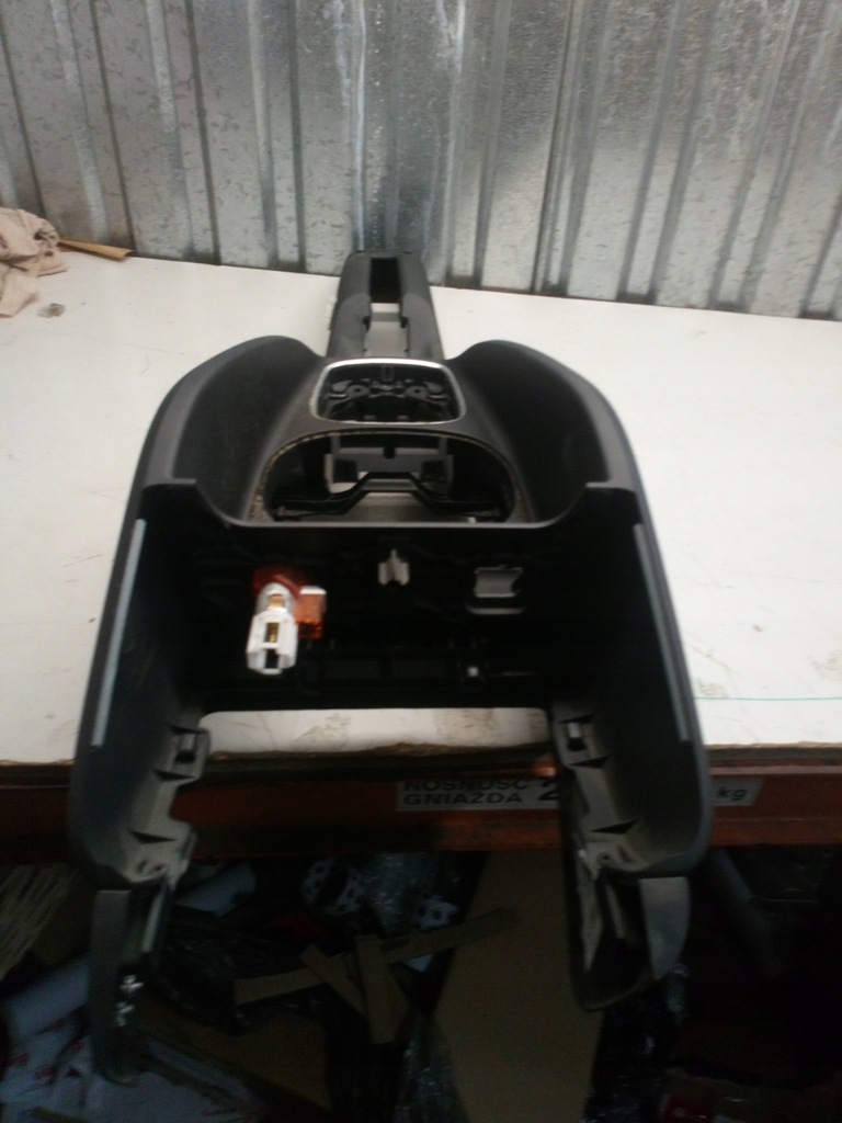 фото №3, Audi a1 туннель средний