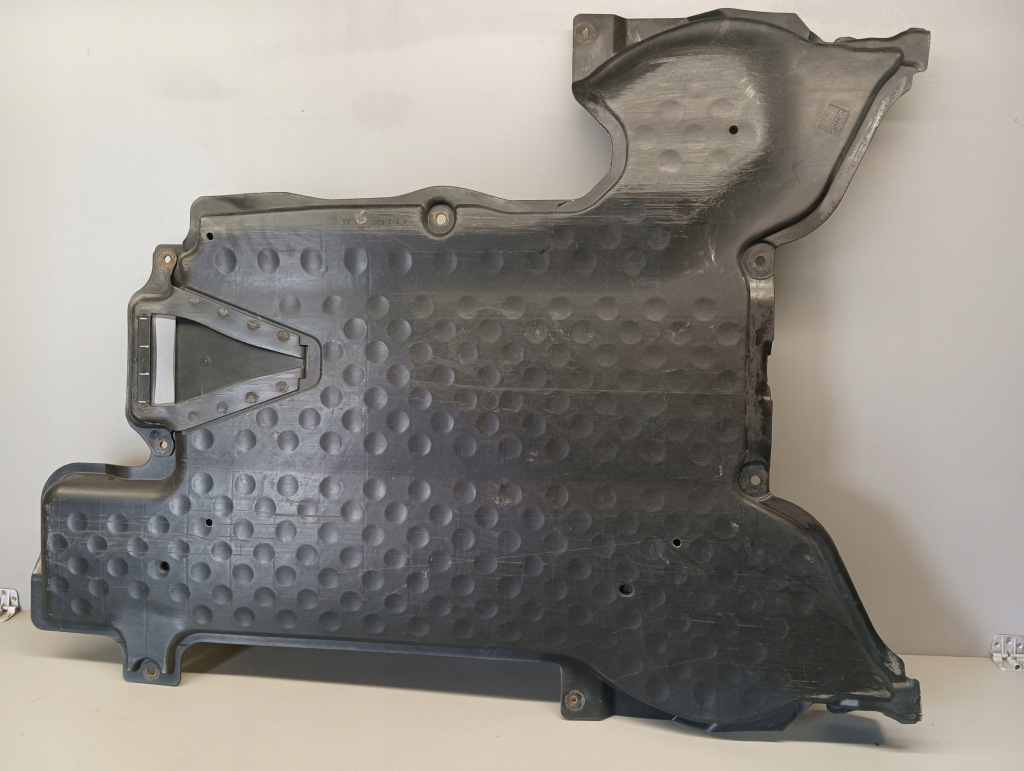 фото №1, Плита защита подвеска mercedes w204 2045241125