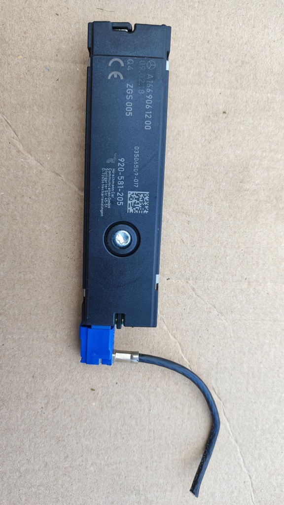 фото №1, Усилитель антенны радио mercedes w205 w213