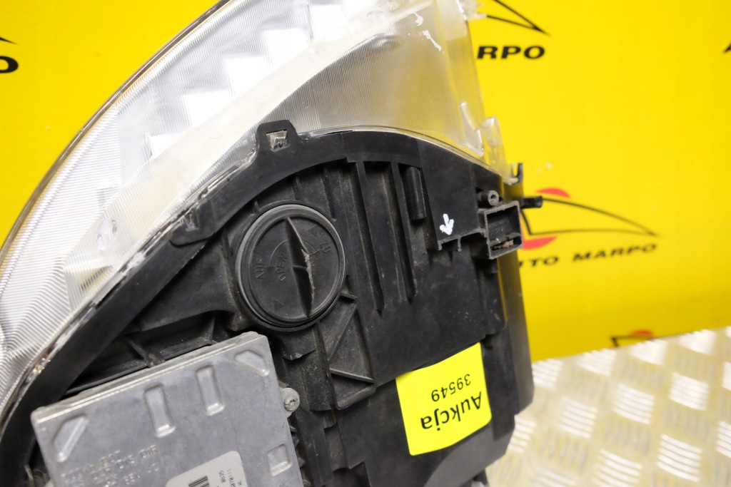 Maserati quattroporte фара лампа ксенон r америка в Украине