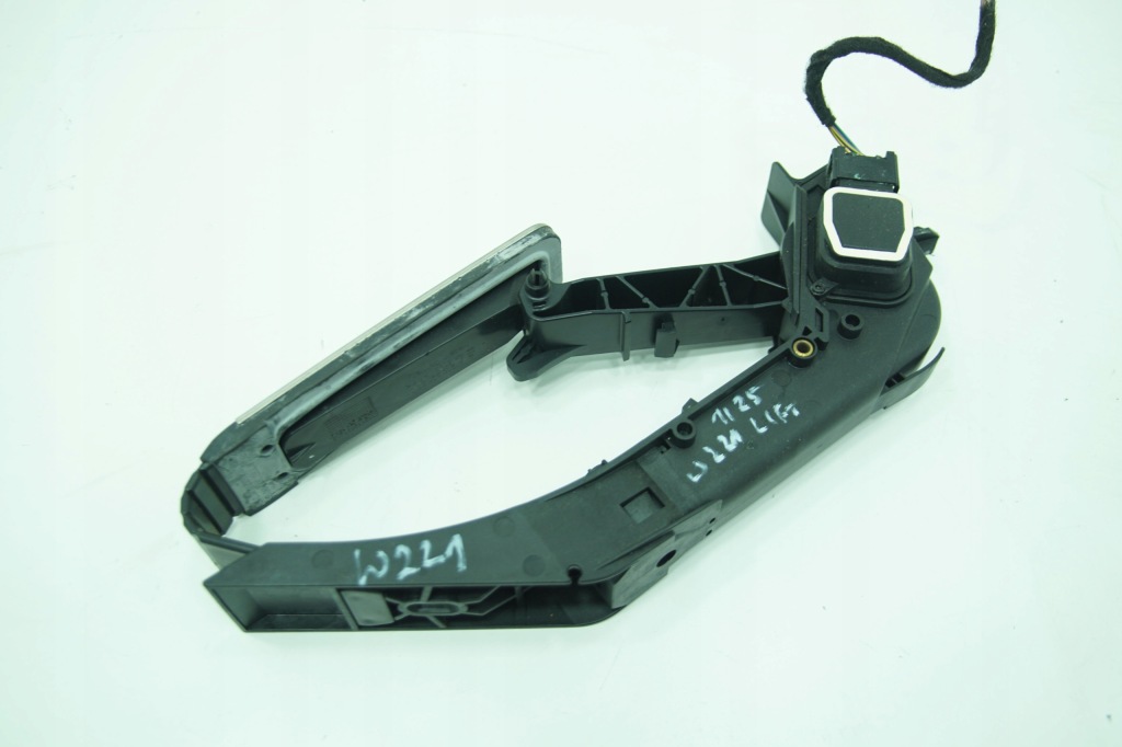 фото №1, Потенциометр газа a2203000304 mercedes w221 lift lift