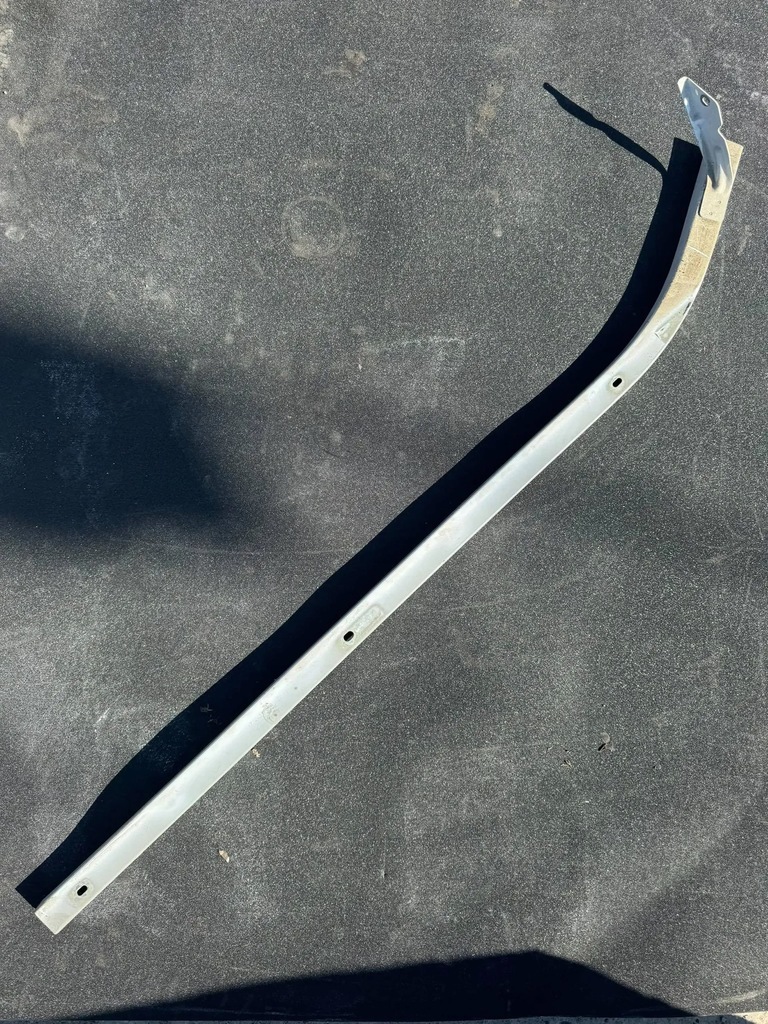 фото №1, Направляющая дверь раздвижных правая renault trafic ii 7700312375