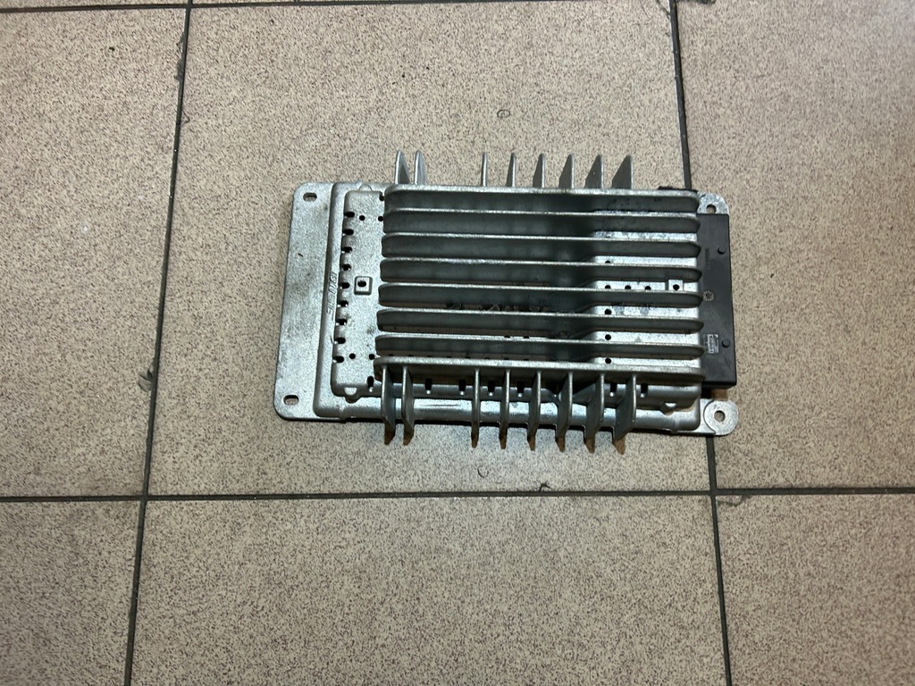 фото №1, Усилитель bose audi tt 8n 98-05