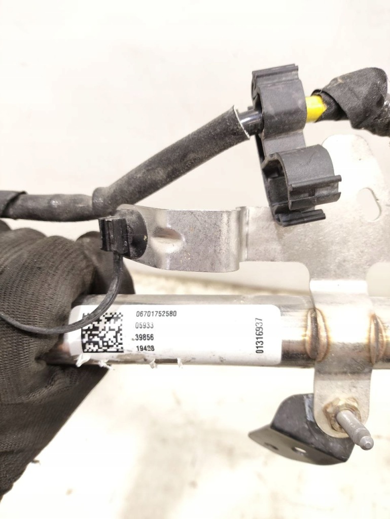 фото №10, Заливна горловина, бак пального maserati mc 20 cielo 2023 670175258