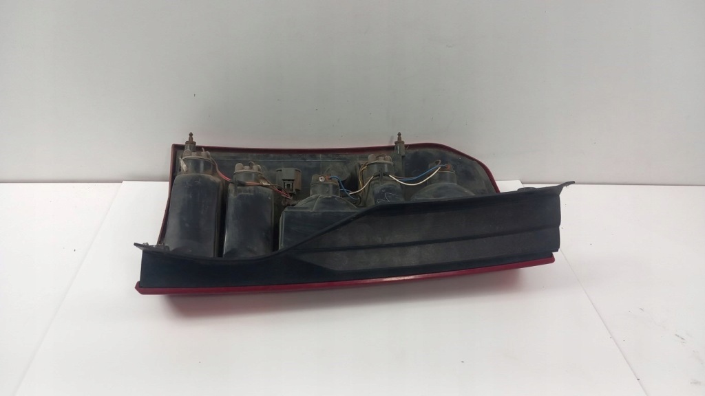 фото №4, Land rover discovery iii l319 лампа задняя правая