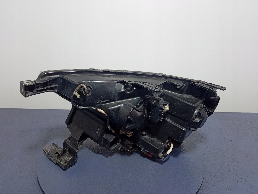 фото №2, Ford ranger mk5 фара правый линза uk