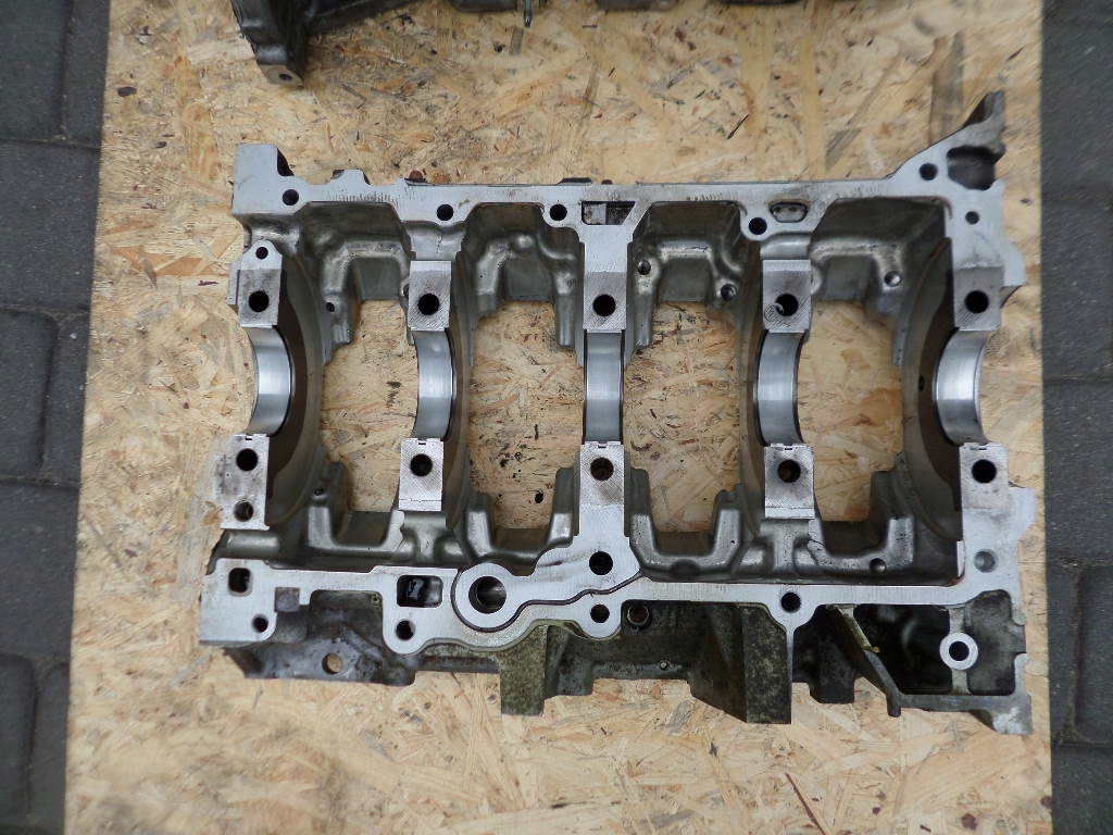 фото №12, Блок двигуна toyota avensis t27 d4d 1ad t25 блок двигуна