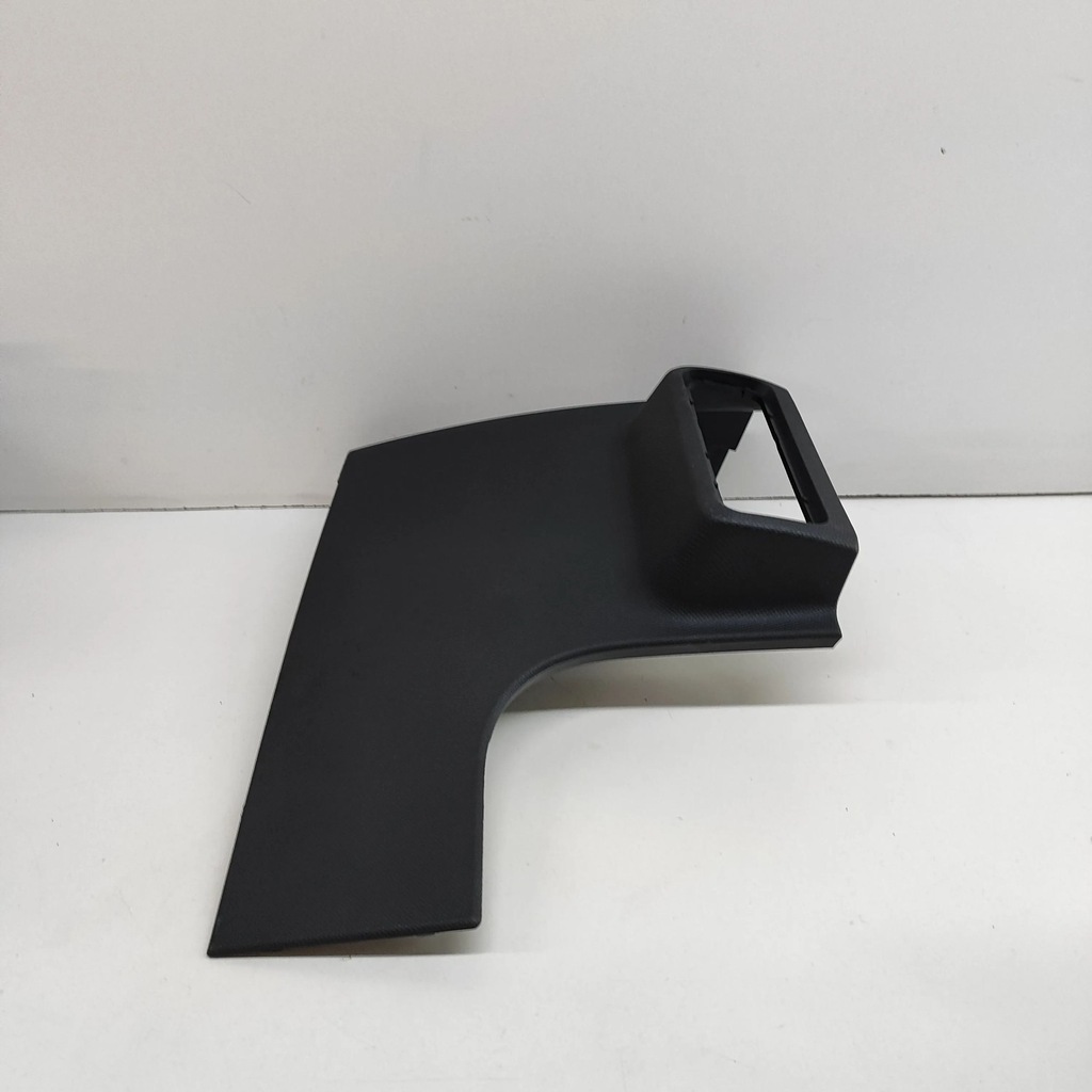 фото №6, Ford mustang mach-e 2022 element панели приборной панели / dół