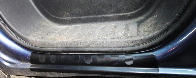 Накладки на пороги renault master 2011- Киев