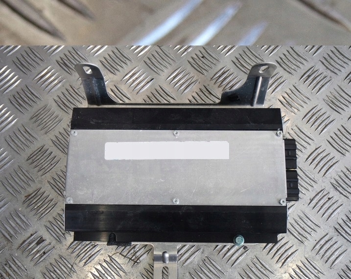 АВТОМОБІЛЬНИЙ ПІДСИЛЮВАЧ BENTLEY 3W7035456A