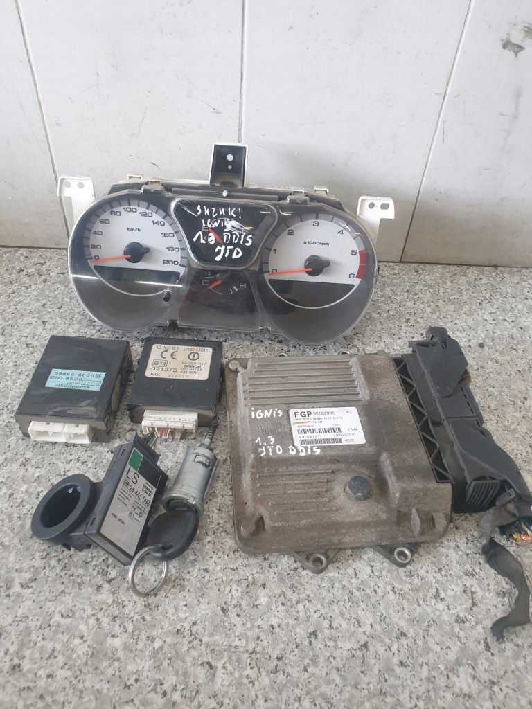 КОМПЮТЕР ДВИГУНА КОНТРОЛЕР SUZUKI IGNIS 1.3 DDIS 55192095