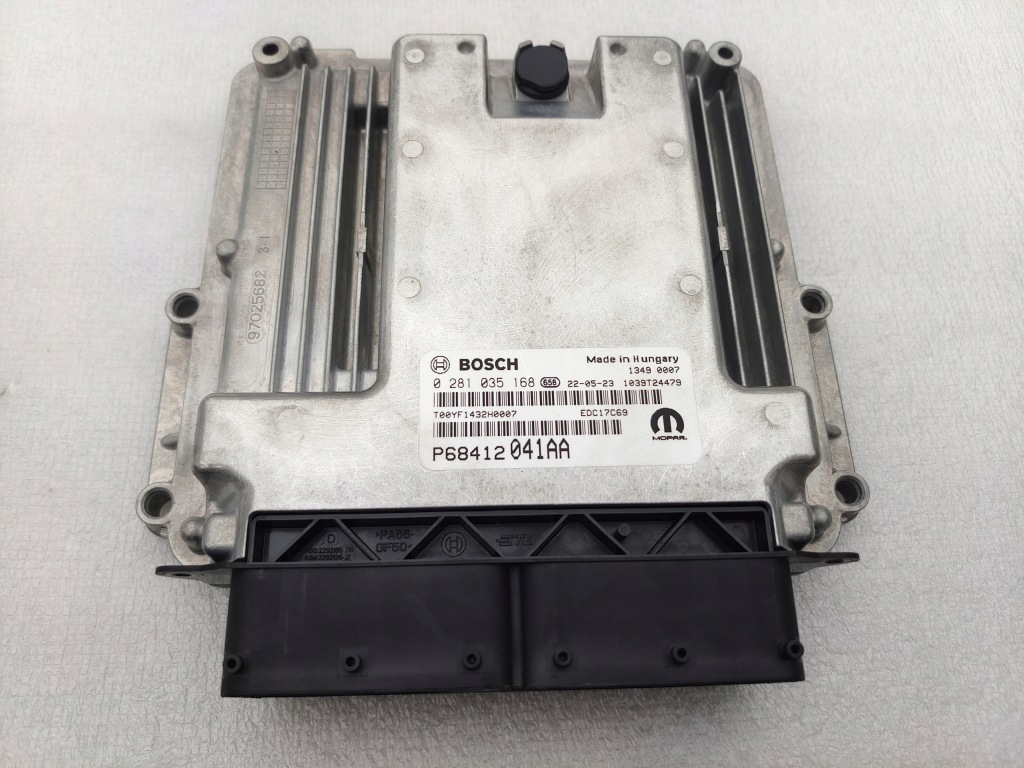 Модуль контролера двигуна Jeep Compass II 68412041AA