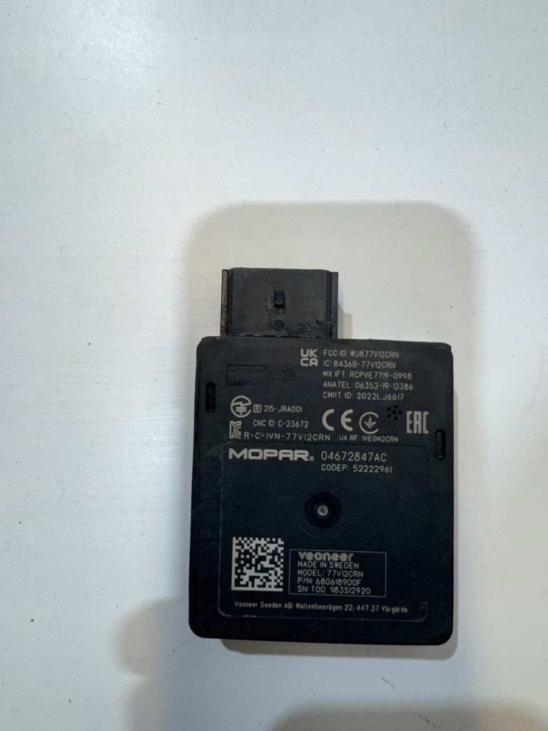 Jeep Compass II LIFT Czujnik Martwego Pola 04672847AC