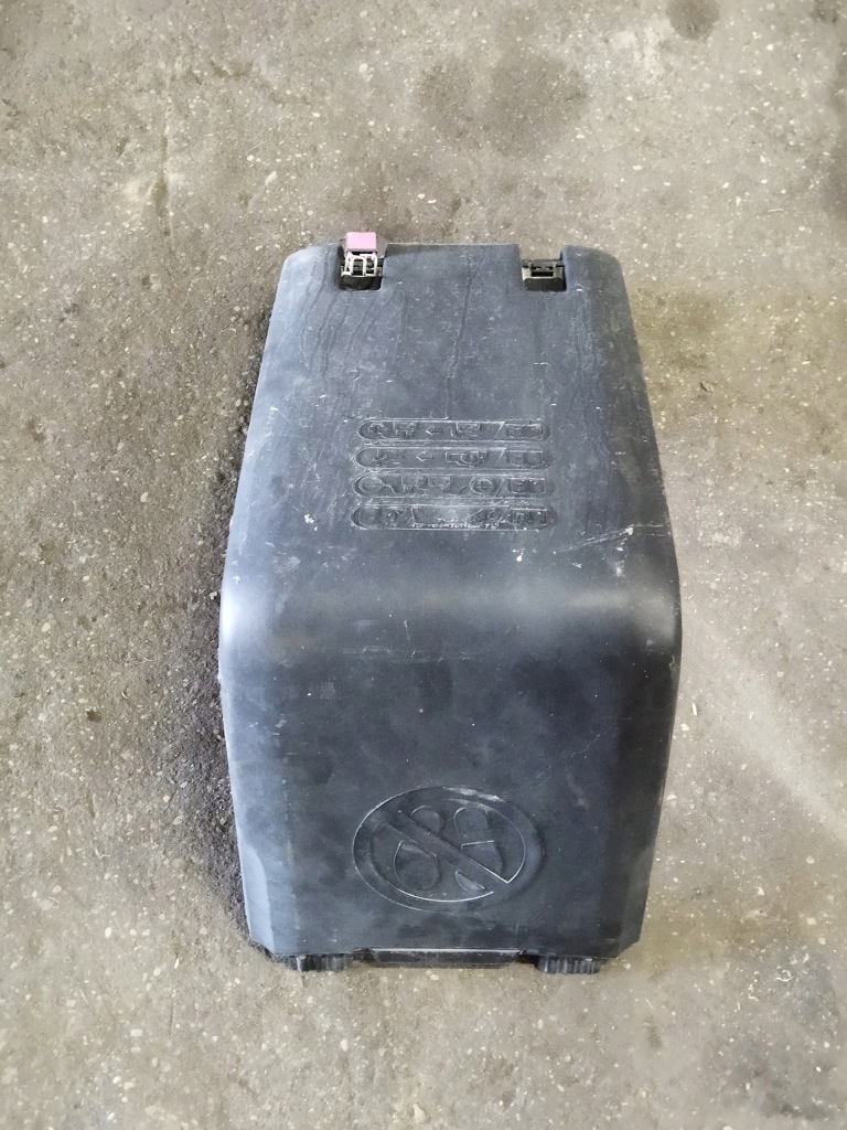 КРИШКА АКБ DAF XF 106 LIFT