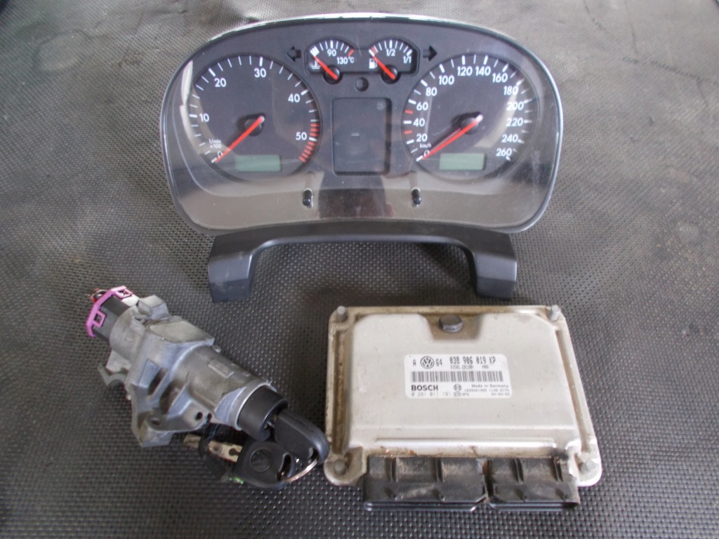 Компютер Volkswagen 038 906 019 KP