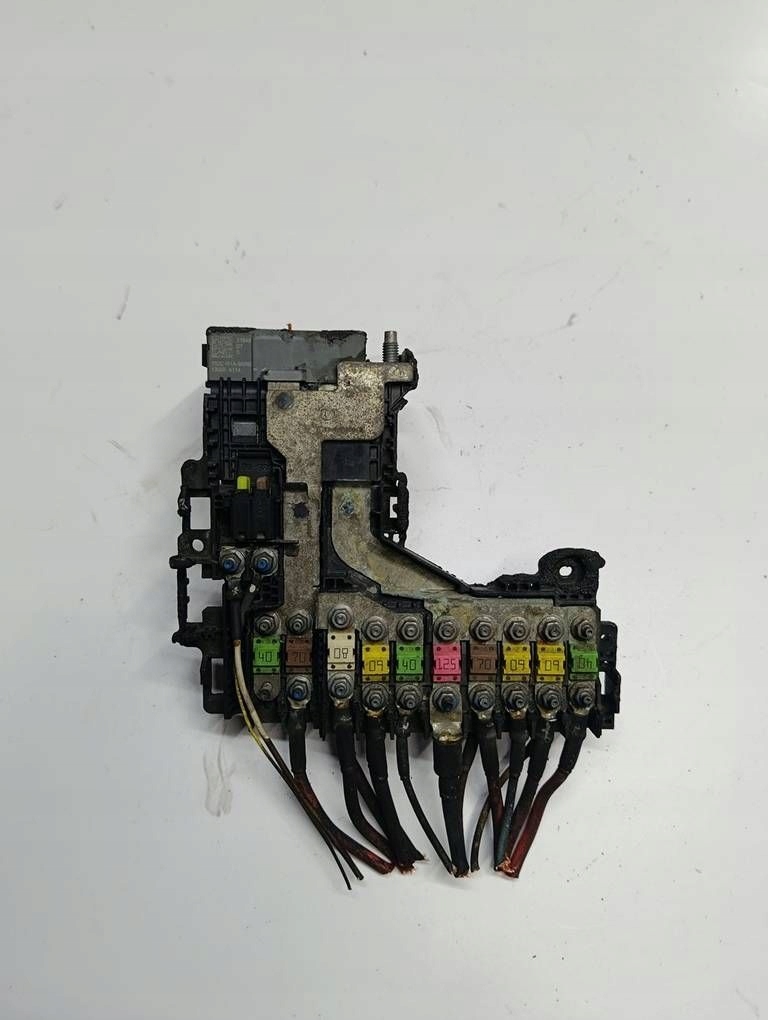 КРИШКА МОДУЛЯ ВОДІЯ PEUGEOT C4 CITROEN 9666817380