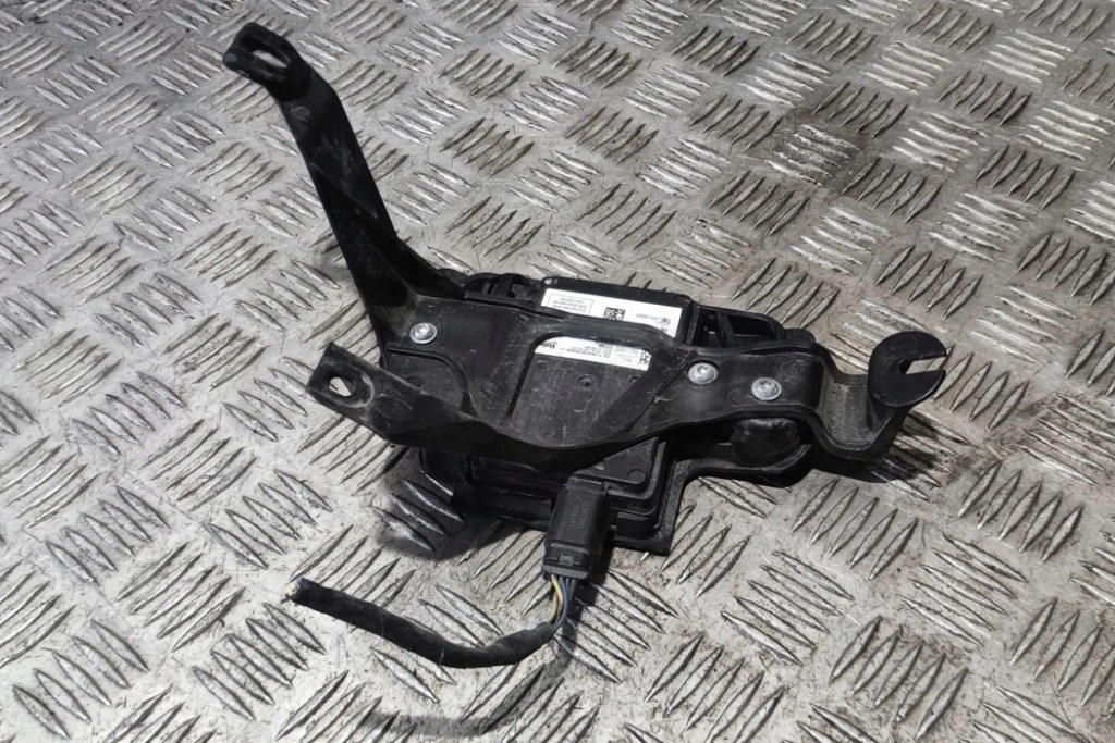 Модуль мертвого поля JAGUAR JPLA14F152AC electric 2021