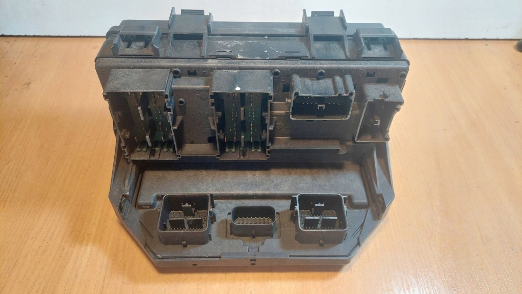 МОДУЛЬ КУЗОВА JEEP GRAND CHEROKEE IV 68089320AE