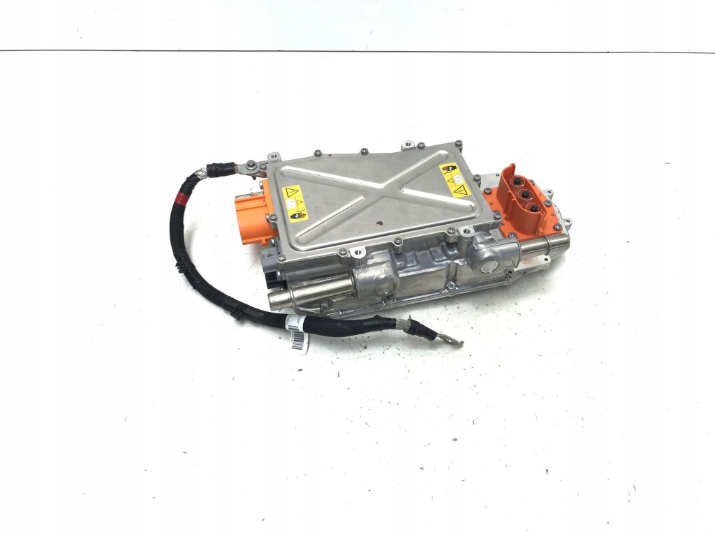 JAGUAR E-PACE 2023 1.5 ГОД ІНВЕРТОРНИЙ ПЕРЕТВОРЮВАЧ НАПРУГИ СТРУМУ Р8D2-75520-AB