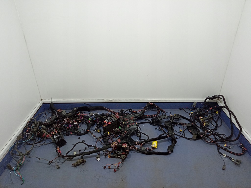 BENTLEY CONTINENTAL GT І SPEED ПРОМІНЬ ЕЛЕКТРОУСТАНОВКА ІНТЕРЄРУ