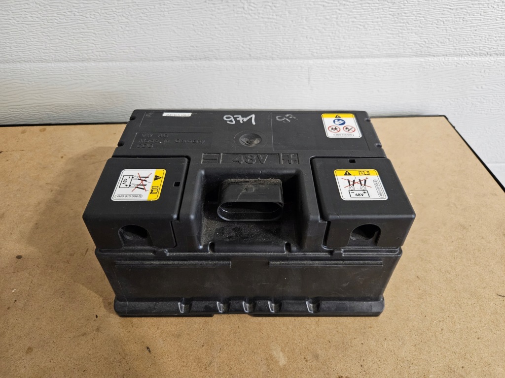 Акумулятор Bentley Continental GT 4M0915169F